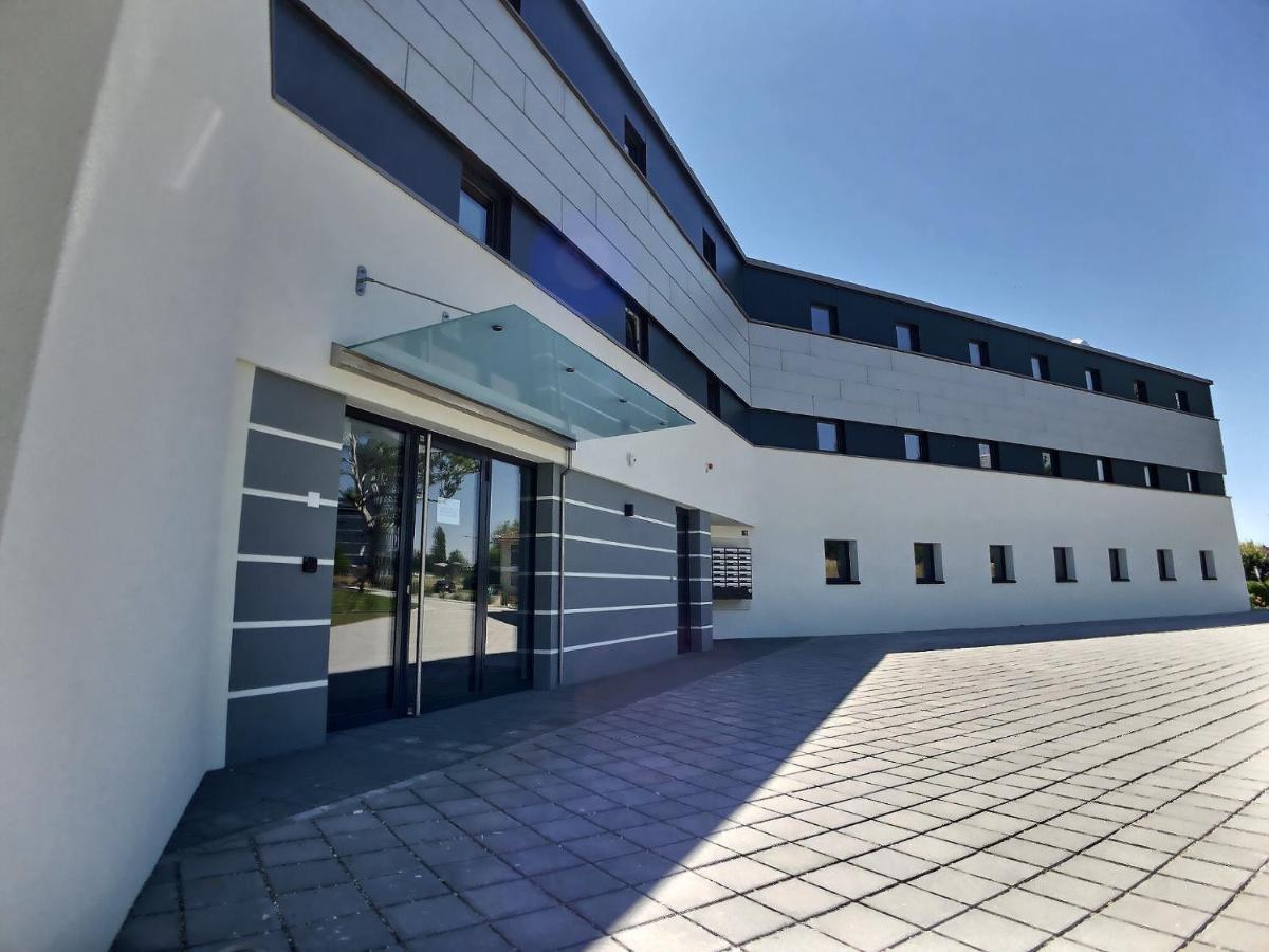 Attica Residences, Lausanne Saint-Sulpice VD Exterior foto
